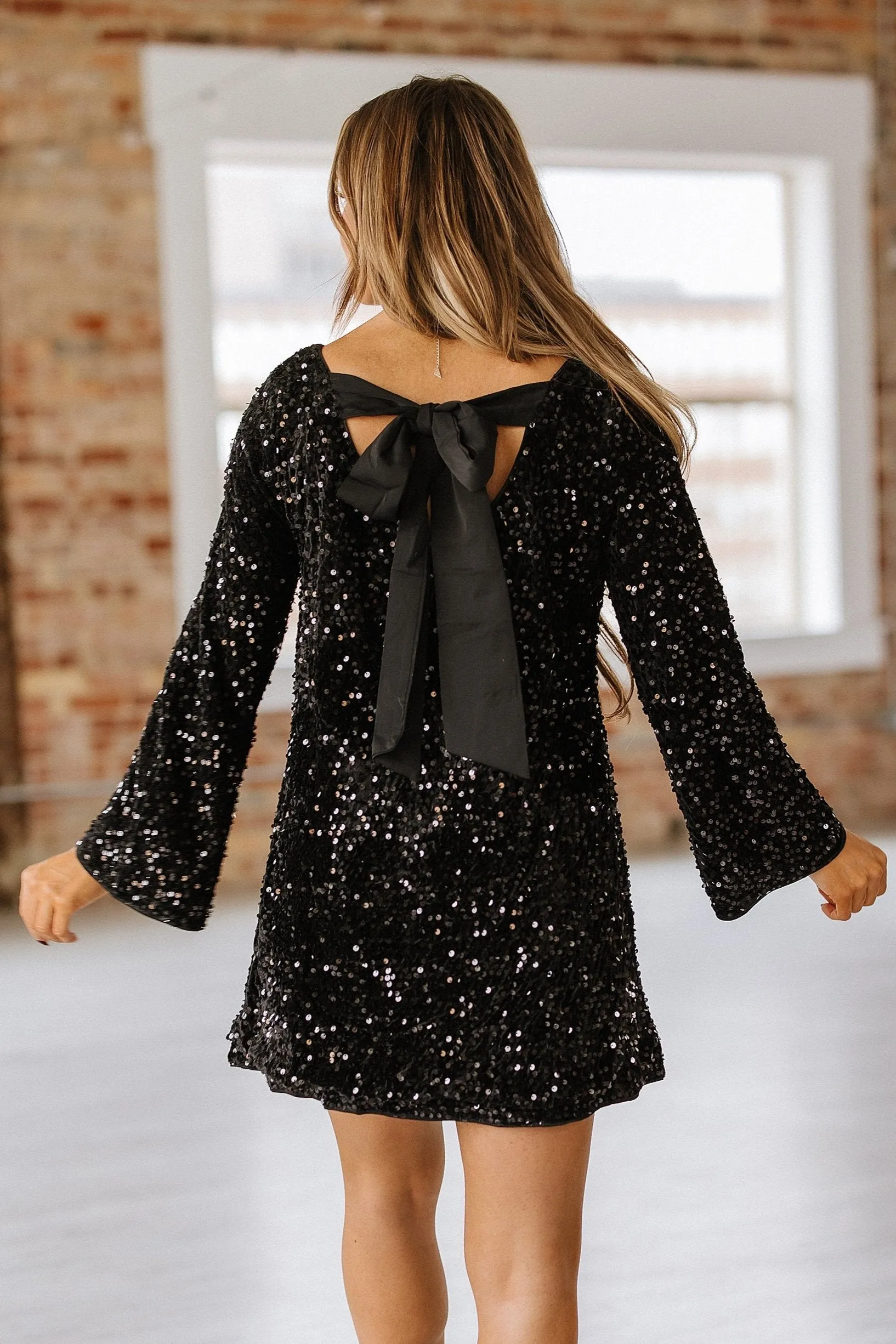 Taelor Sequin Long Sleeve Mini Dress | S-XL | PRE ORDER 12/15